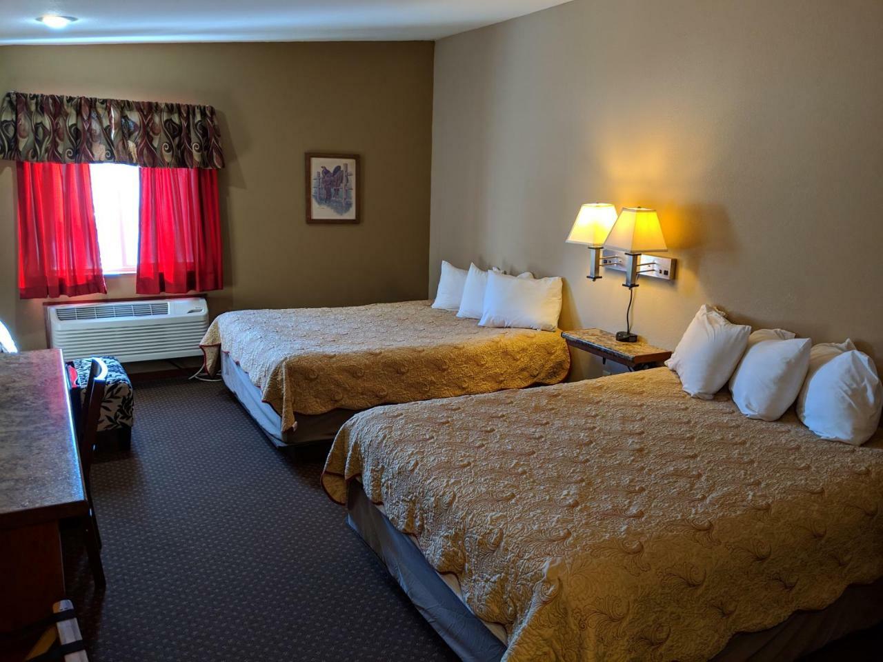 Sagebrush Inn & Suites Broadus ภายนอก รูปภาพ
